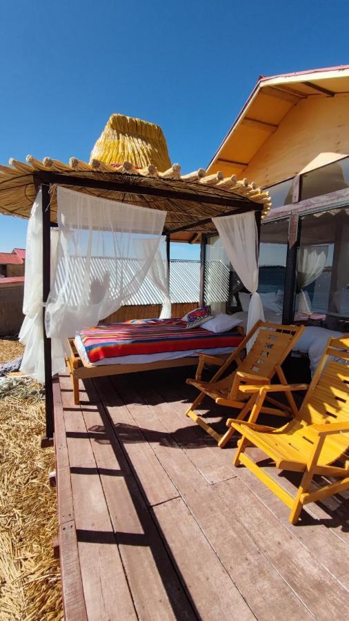 Uros Utasa Lodge Puno Bagian luar foto