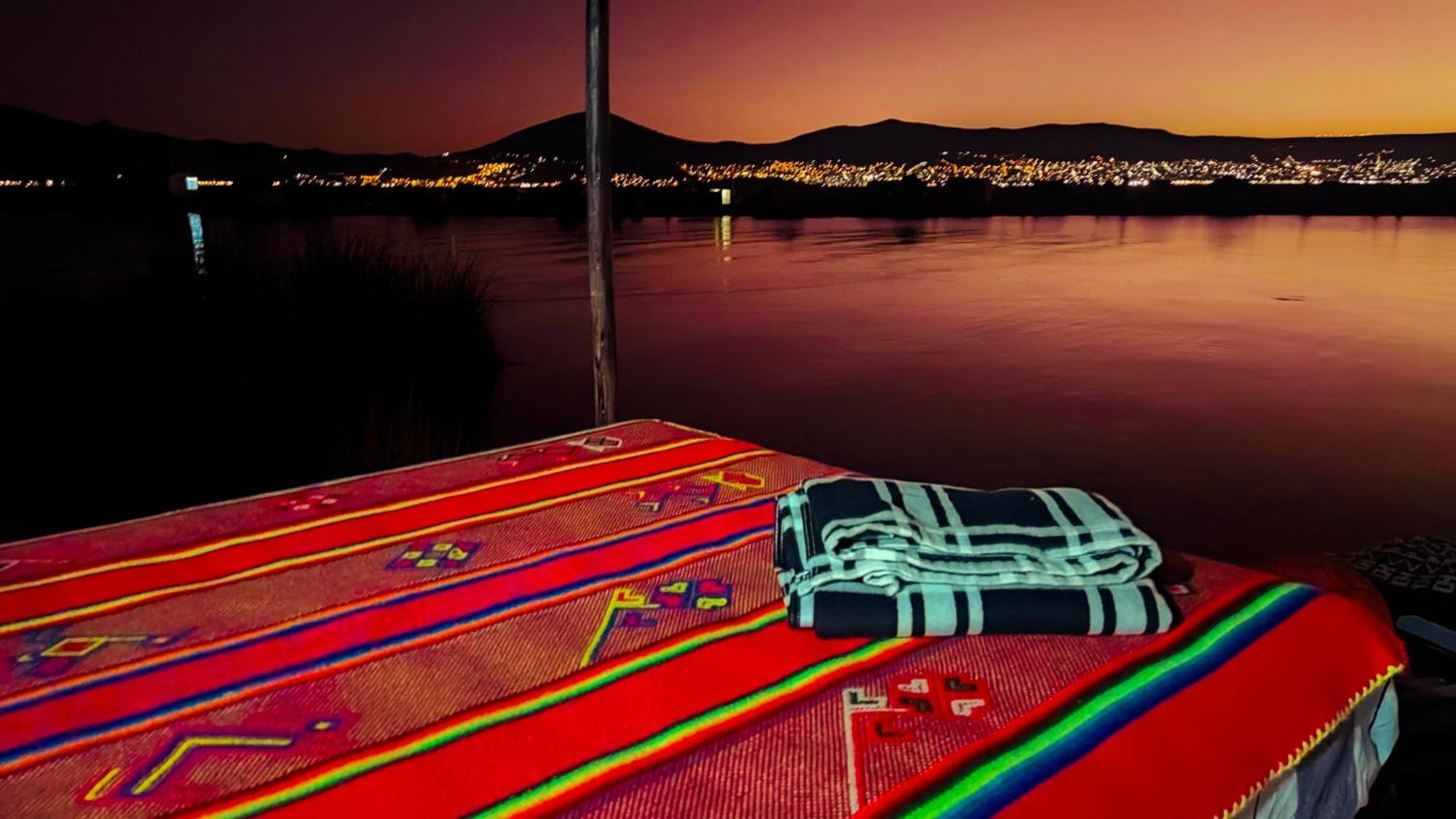 Uros Utasa Lodge Puno Bagian luar foto
