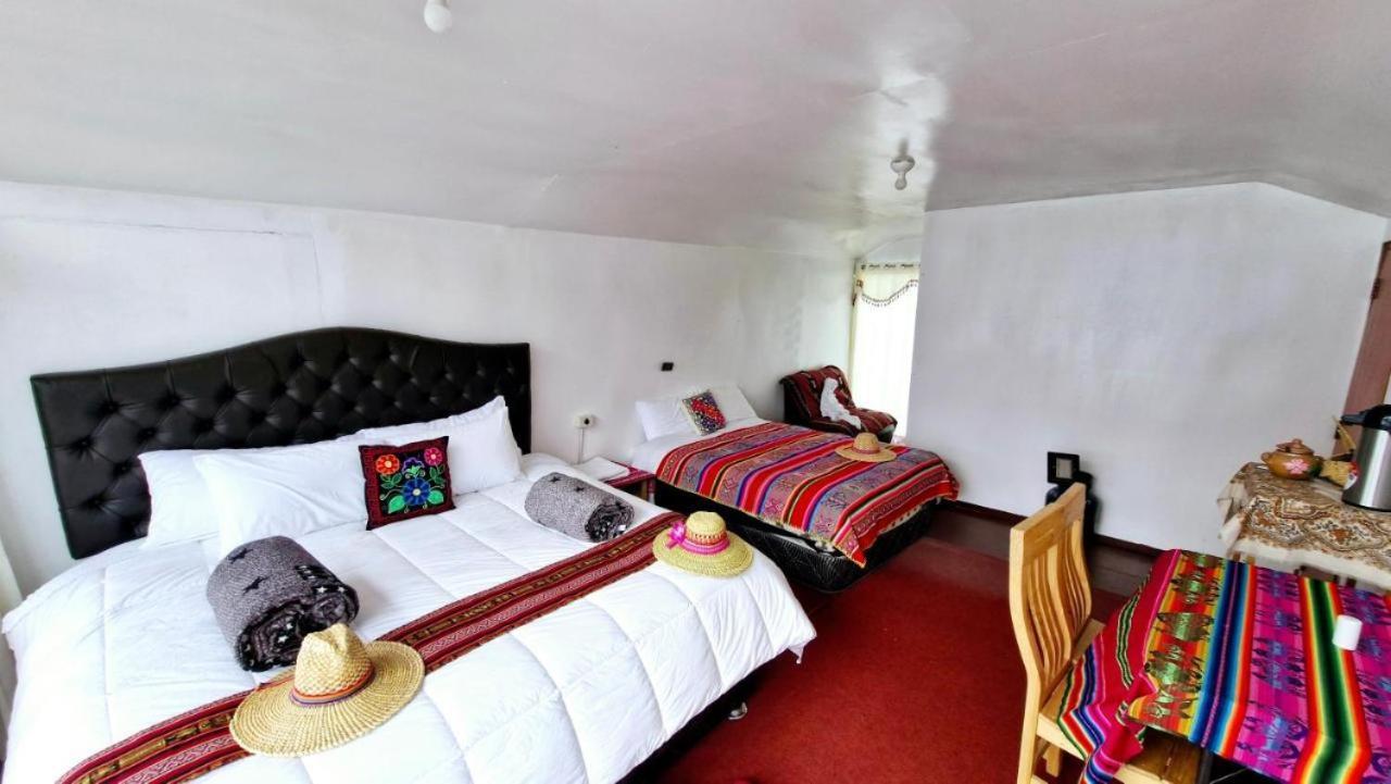 Uros Utasa Lodge Puno Bagian luar foto